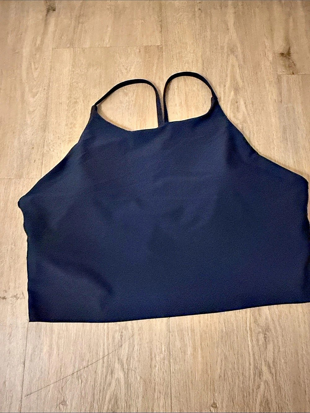 Old Navy PowerSoft Strappy Shelf Bra Tank Top in Black